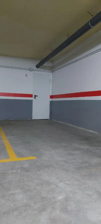 Plaza de garaje privada incluida